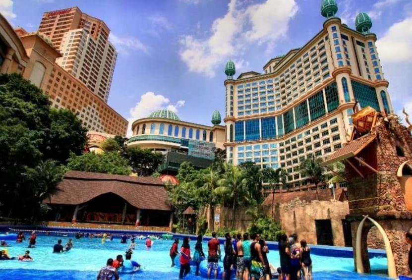 SUNWAY PYRAMID RESORT EXCLUSIVE FAMILY SUITES 5-6 Pax Petaling Jaya Exterior foto